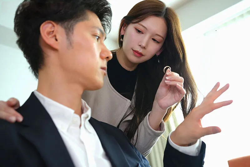 Bà xã đi đi giã ngoại, ông chồng ở nhà bị nhỏ em người vợ gạ phang không trượt phát nào